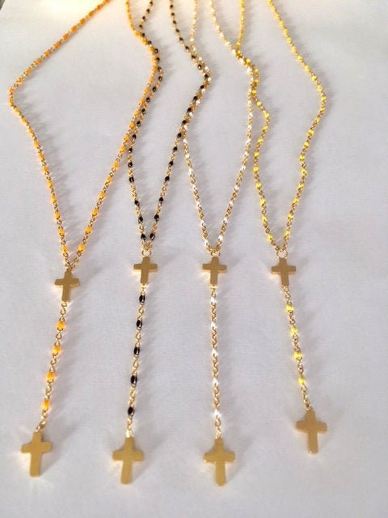 Cross rosary-style neck collar