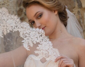3X1,5 M Cathedral Wedding Veil Wide Wedding Veil Lace Bridal Veil Ivory Mantilla Veil Vintage Cathedral Length Pearl Crystal Bridal Veil