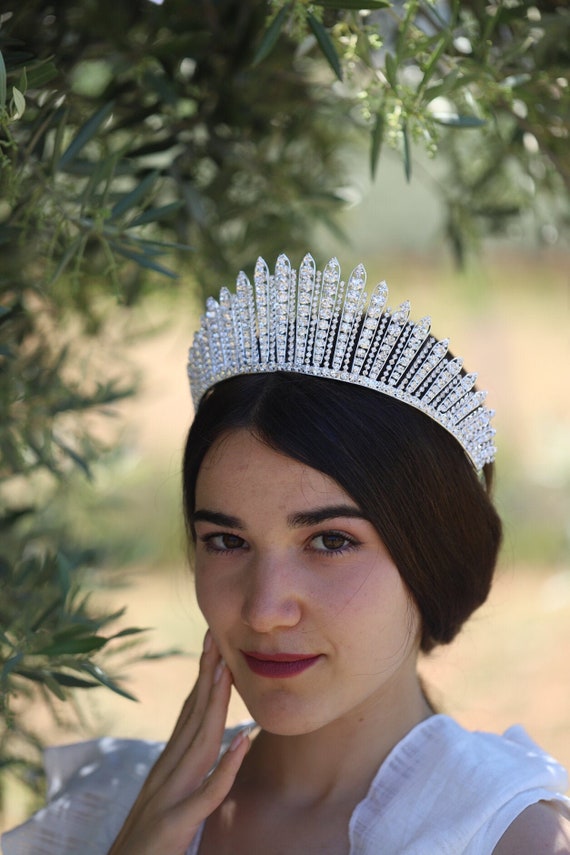 Queen Mary's Russian Fringe Tiara Replica Swarovski - Etsy Queen Mary's Russian Fringe Tiara Replica Swarovski - Etsy