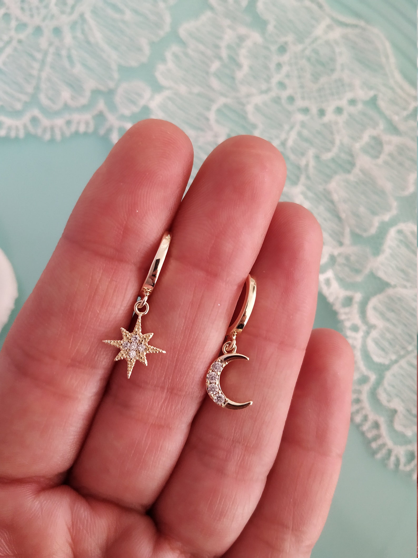 Gold moon and star dangle earrings Clearance