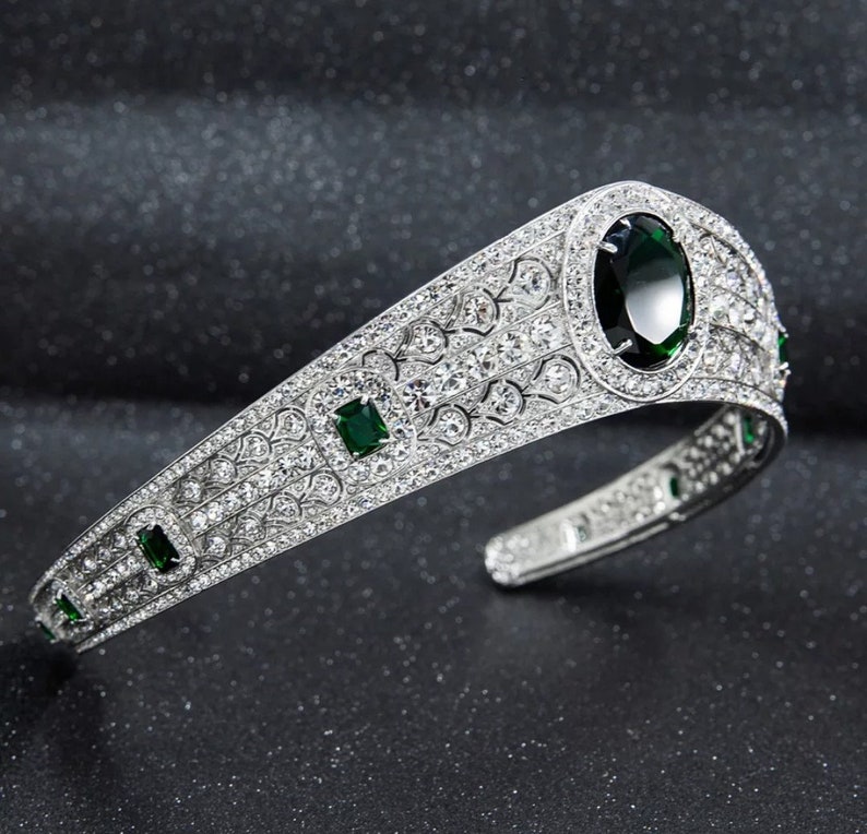 The Greville Emerald Kokoshnik Tiara and Earrings Princess Etsy