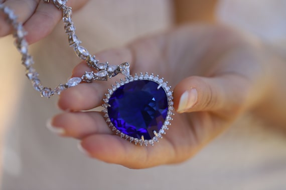 Small Ocean Heart Crystal Necklace - Etsy