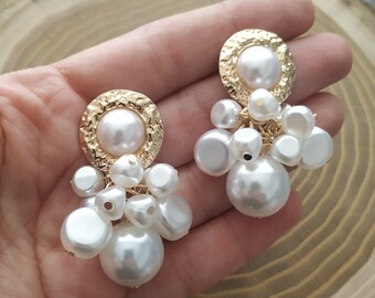 Boho Wedding Earrings For Bride, Pearl Chandelier Statement Bridal Earrings, Pearl Statement Wedding Jewelry, Gold Jewellery Bridesmaid Gift
