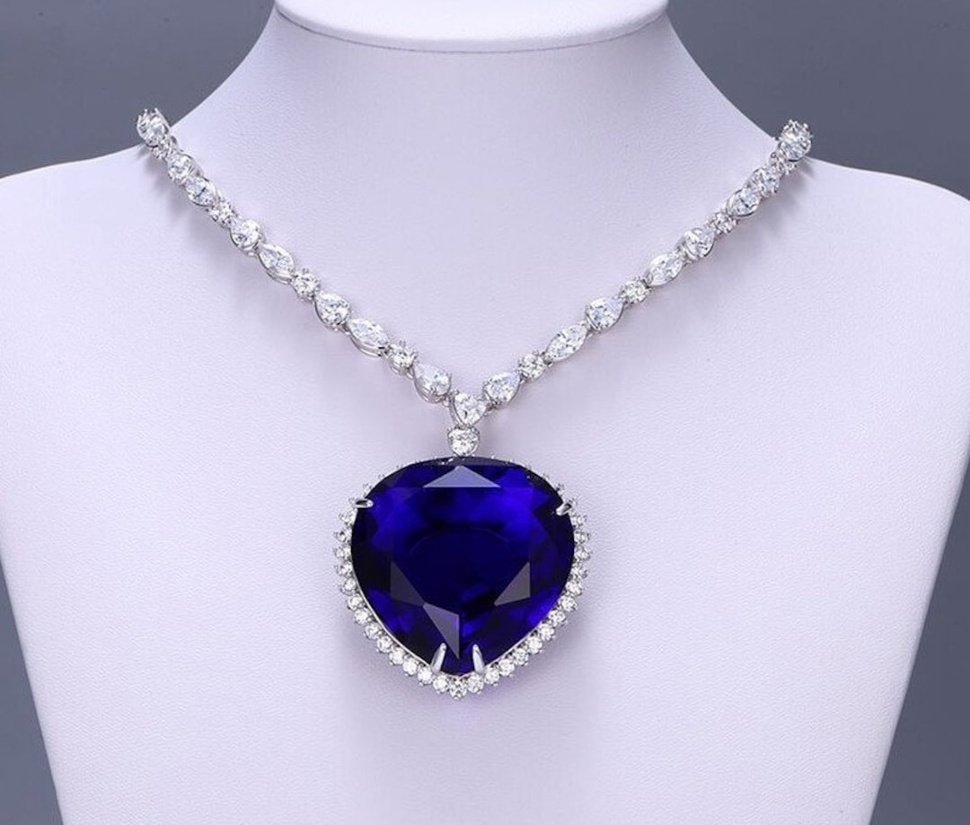 Heart of the ocean necklace best sale replica