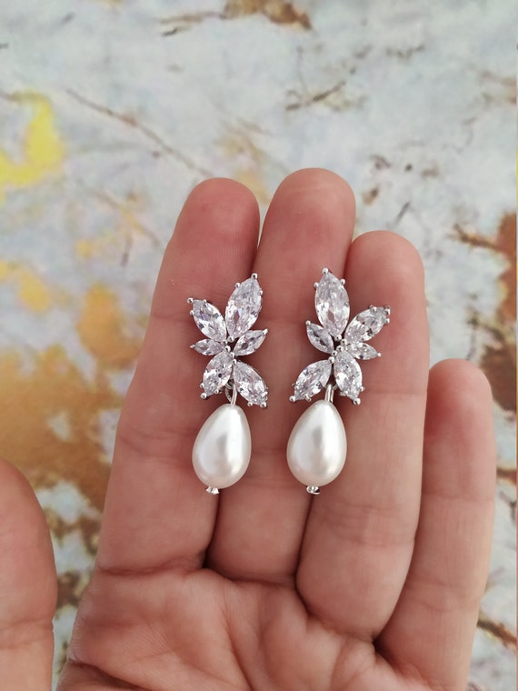 Pearl wedding earrings sale vintage