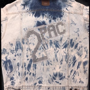Custom Rhinestone 2Pac Acid Wash Denim Jacket with Free Snap Detachable Brown Faux Fur Collar.