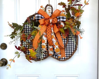 Rustic Fall Pumpkin Door Hanger for Front Door, Buffalo Check Grapevine Pumpkin Wreath, Autumn Twig Pumpkin Decor, Fall House Warming Gift