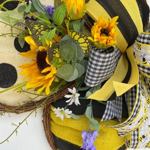 Bee and Sunflower Wreath for Front Door, Bee Welcome Wreath, Summer Bee Door Hanger, Sunflower Porch Decor, Rustic Burlap Wreath image 2