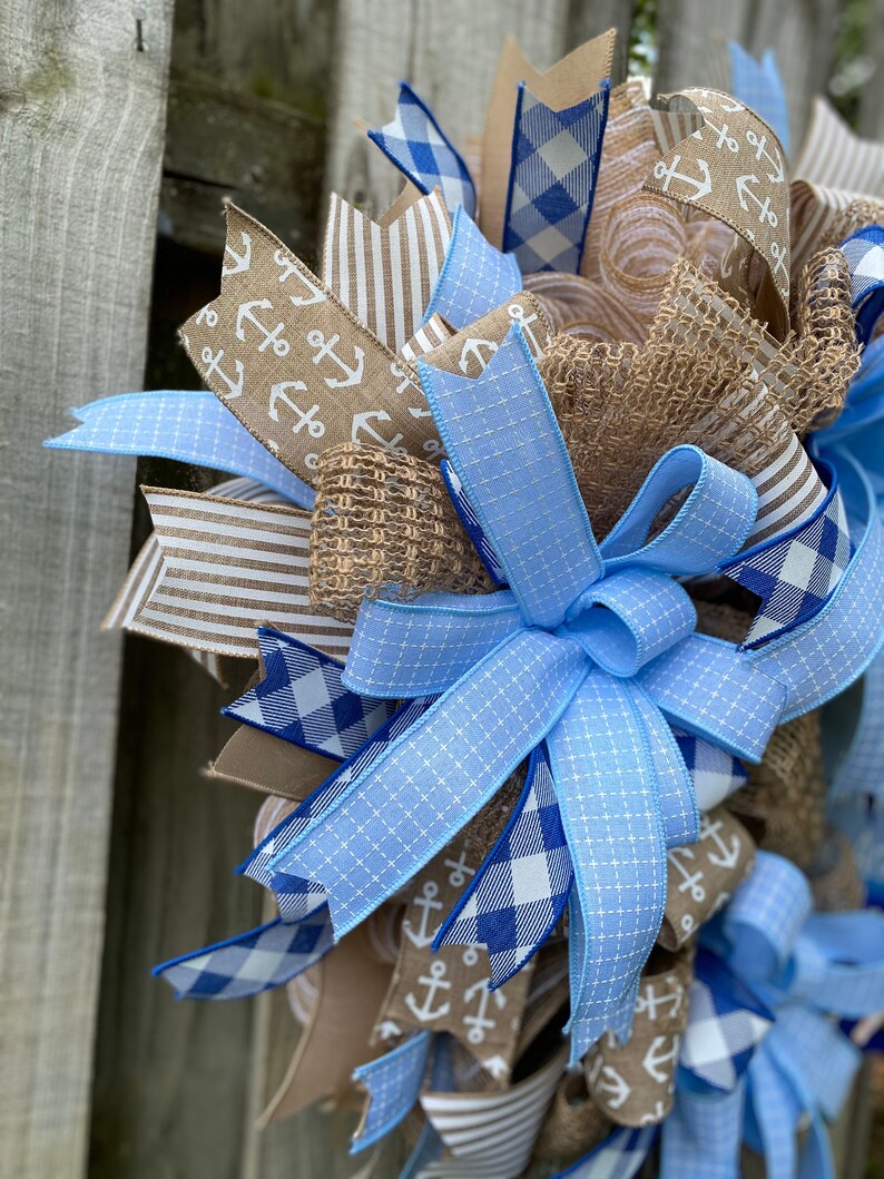 Side view of the wreath highlighting the full and fluffy bows.