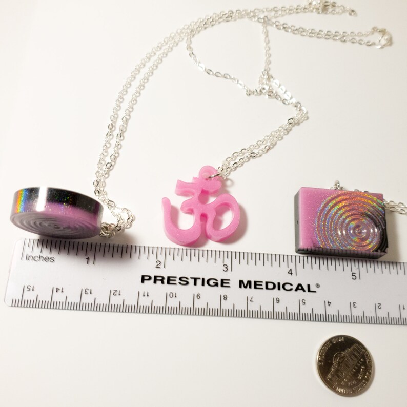 Color Changing UV Reactive Epoxy Resin Pendant Necklace Color instantly changes from Pink to Blue in the Sun!