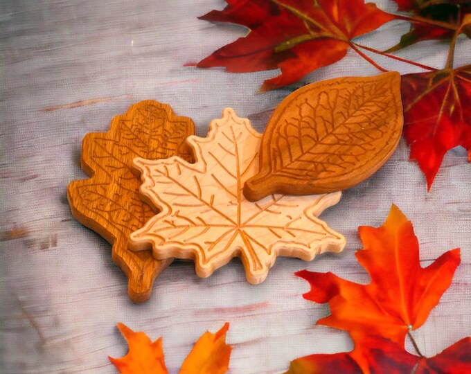Wooden Trivets, Oak, Acorn, Maple, Cherry Tree leaves, Furniture Protection, Unique Gift for Cooking Enthusiasts