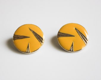 Retro Gold and Yellow Geometric Design Circle Clip On Earrings