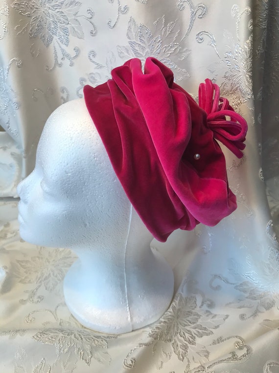 1950s Vintage Miss Alice Velvet Ladies Hat - image 2