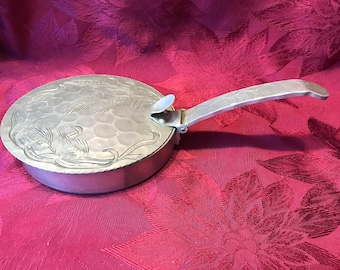 Vintage Forged Aluminum Kraftware Silent Butler Wheat Design Covered with a Hinged Lid