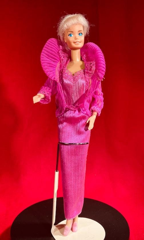 バービー バービー ビンテージアウトフィット& ハンドペイントフェイス