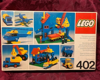 Vintage 1970's LEGO Universal Building Set # 402