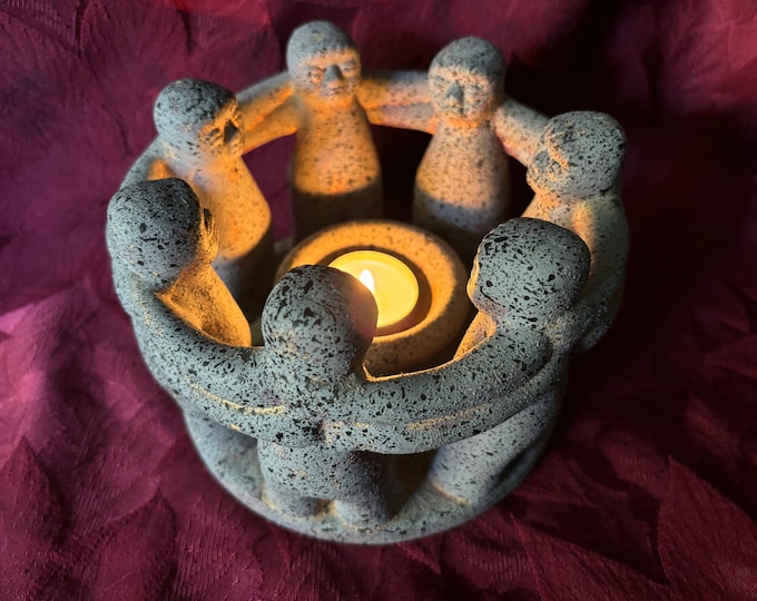 Penco 1999 Circle of Friends Candle Holder Seven 7 Friends Folk Art