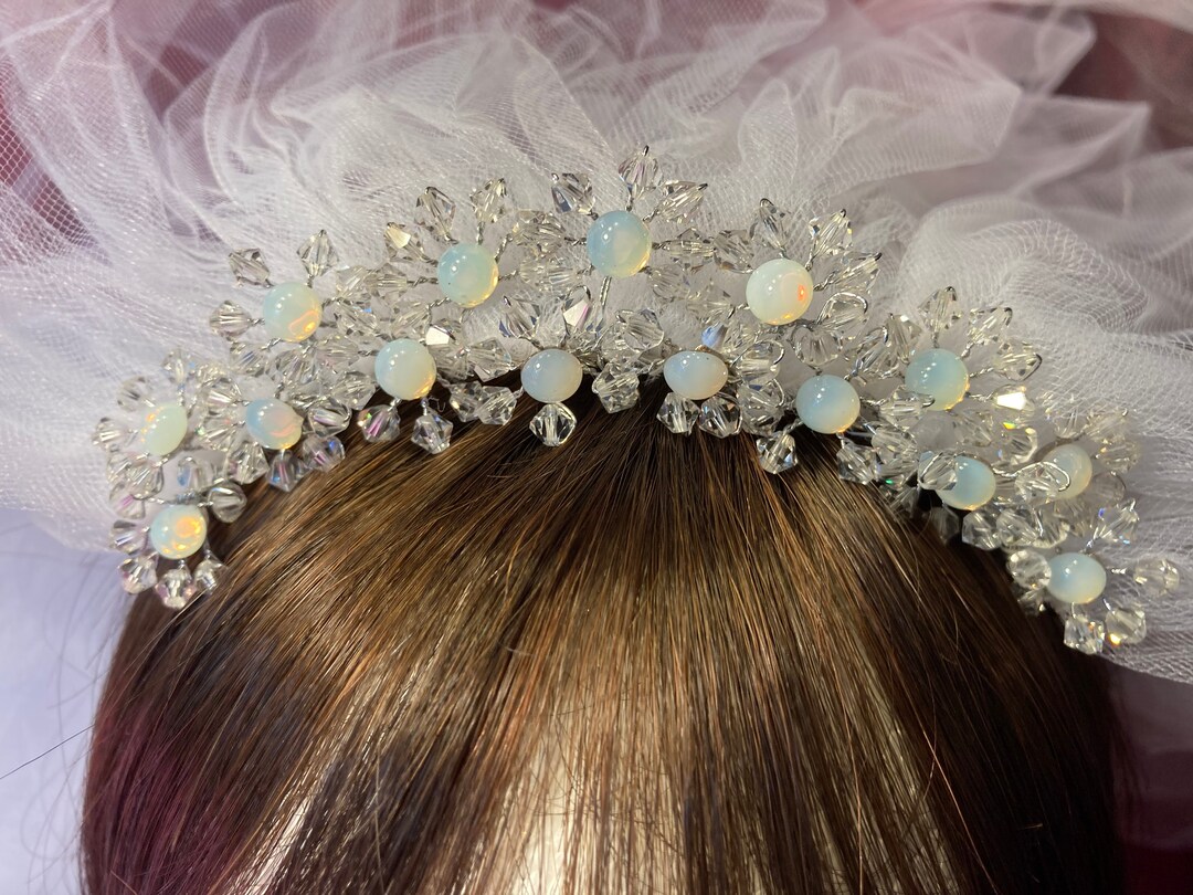 Vintage Radiance By Washington Millinery Wedding Tiara NEVER WORN Vintage Radiance Bridal Veil White Fire Opal Crystal Tiara  main image 3