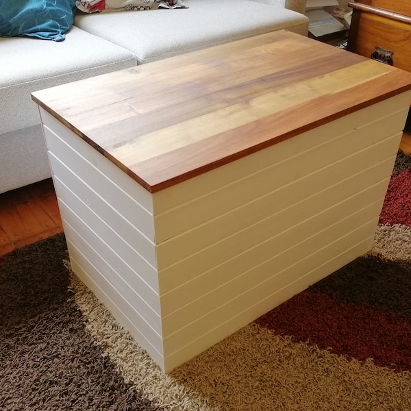 Toy Chest (Toy Box) DIY Woodworking Plans