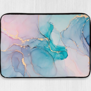 Marble effect laptop case hotsell