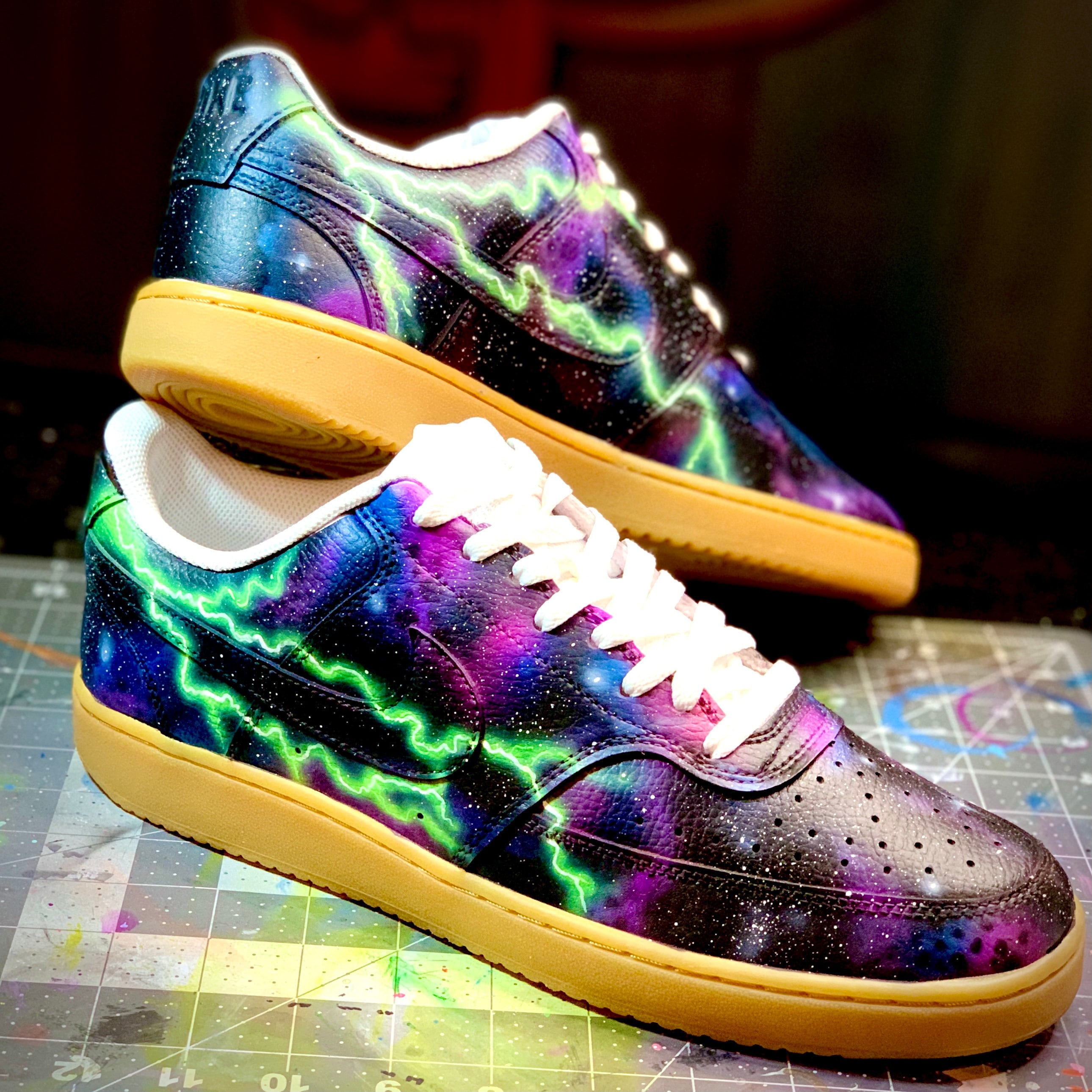Custom Nike Shoes #graffiti #custom - Airbrush Brothers