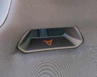 Cupra Born Seat Logos