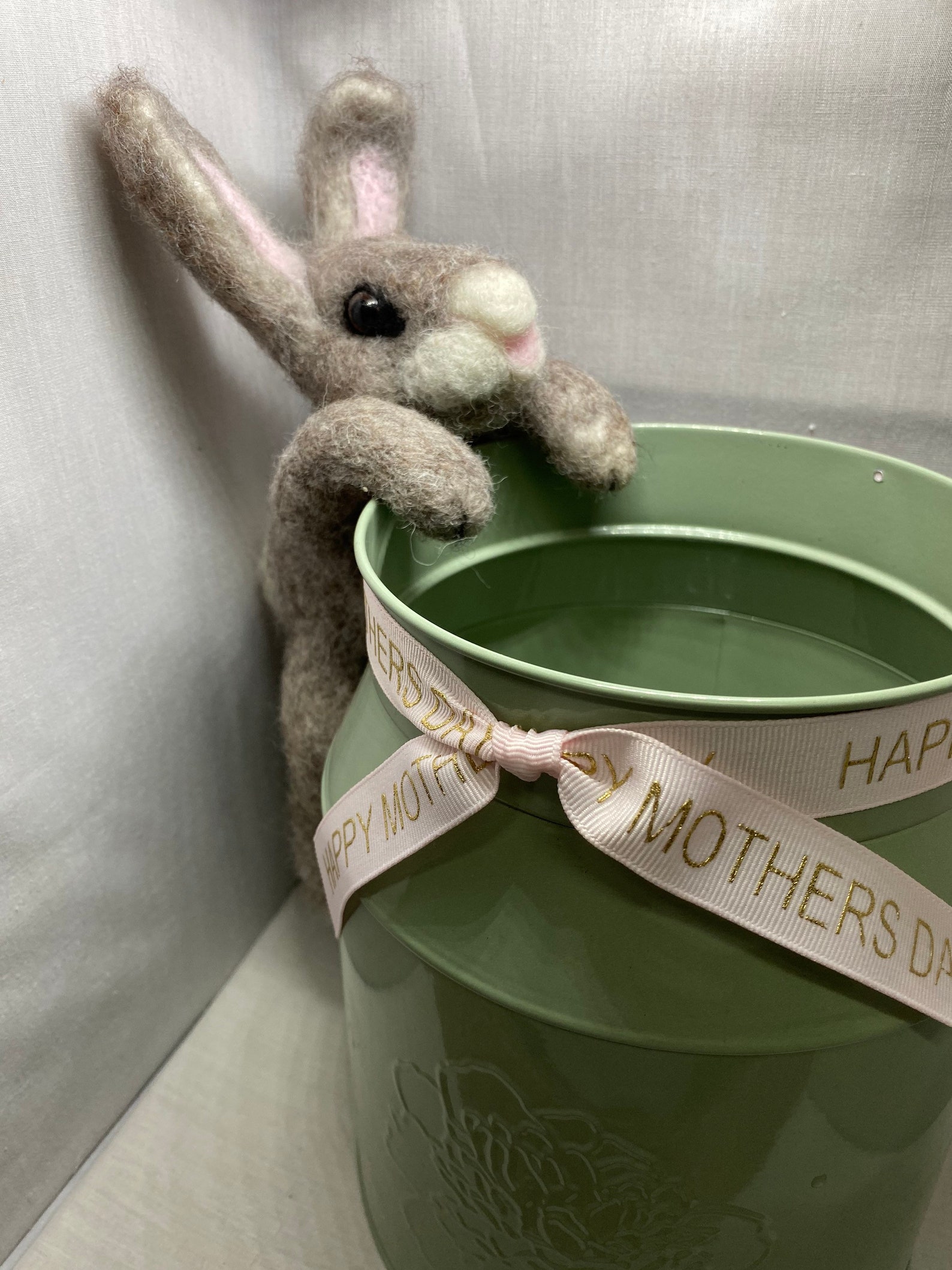 Large Bunny plant pot hanger hand crafted bunny Etsy