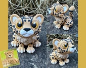 cheetah figurine, custom animal art, leopard lovers, cheetah art, cheetah painting, big cat art, big cat painting, gifts for zookeepers