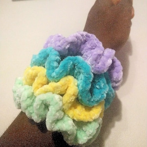 Purple Scrunchie, Mint Scrunchie,  Yellow Scrunchie, Blue Scrunchie, Crochet Scrunchie, Cute hair ties, hair accessories, kawaii ,