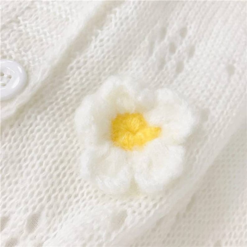 Blooming daisies kawaii pastel goth cardigan spring daisy flower floral print jumper