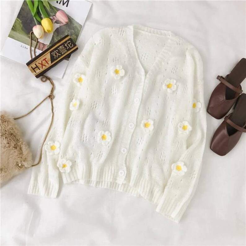 Blooming daisies kawaii pastel goth cardigan spring daisy flower floral print jumper
