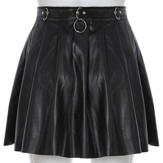 pleated pu mini skirt