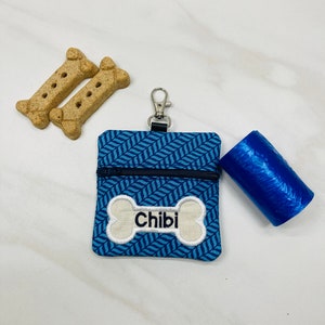 Borsa per il trattamento del cane blu ondulato, porta busta, sacchetto per cani, porta borsa per cani, portaborse per cacca personalizzata, distributore di borse dog poop, portamonete per cani,