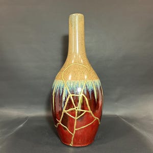 Kintsugi Vase, Broken Pottery, Japanese Art, Wabi Sabi Home Decor, Japandi Art, Golden Repair