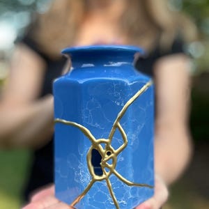 Kintsugi Vase, Broken Pottery, Japanese Art, Wabi Sabi, Gold Home Decor, Pottery with Gold Cracks, Healing Art