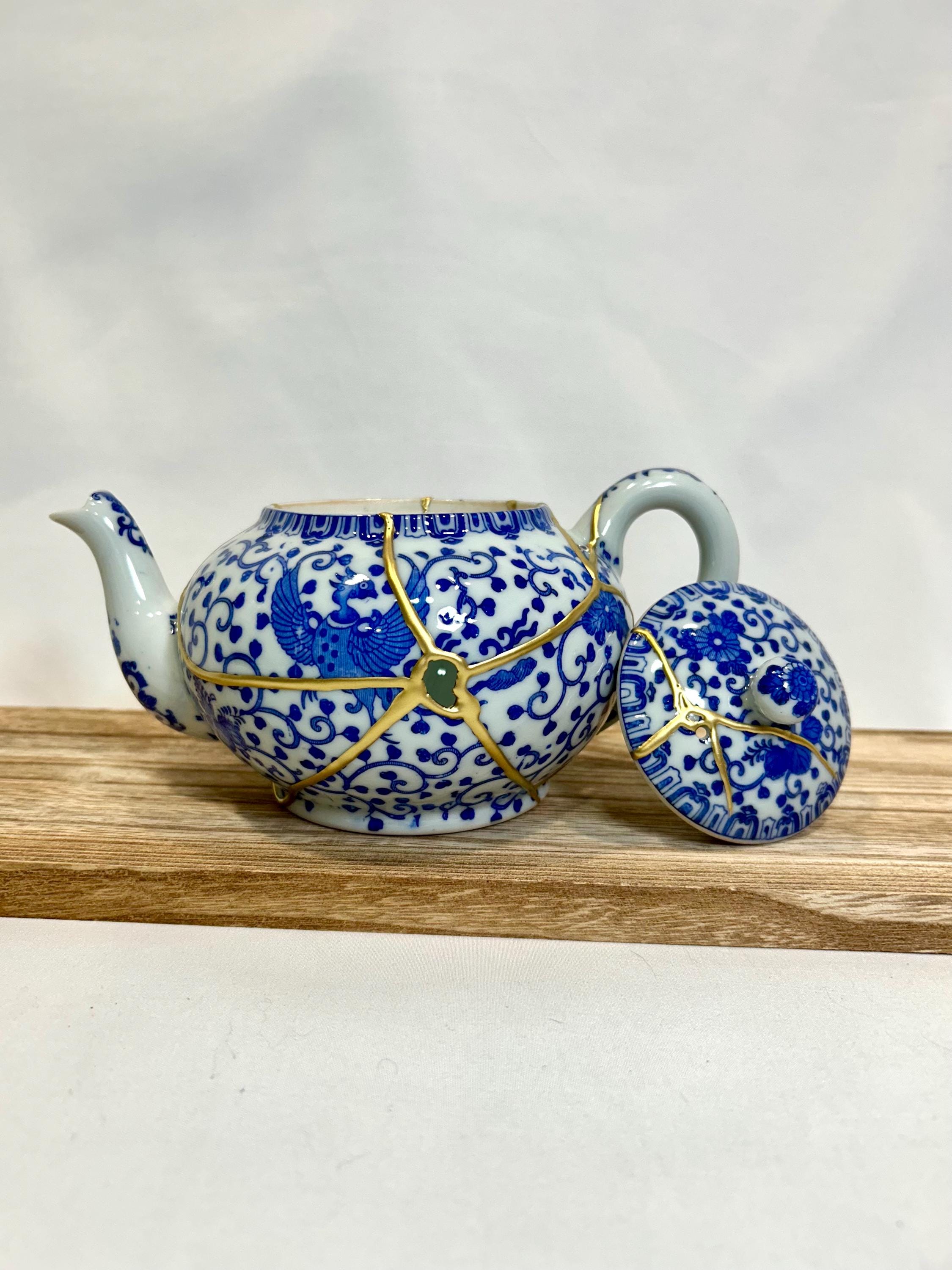 Kintsugi Teapot | Vintage Blue & White Chinoiserie Ceramic | Gold