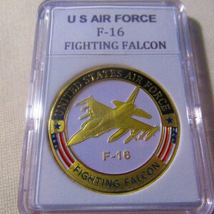 Médaille Commémorative US 'Air Medal' En Bronze - Réplique Souvenir, Cadeau De Collection - Réalisation Méritoire En Vol