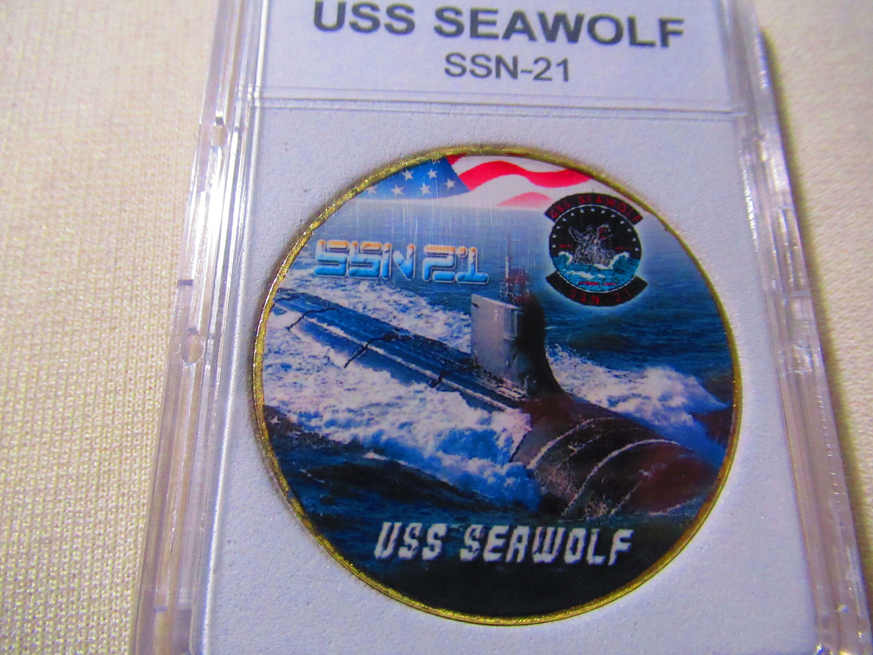 アメリカ海軍 原子力潜水艦 USS Seawolf チャレンジコイン il_fullxfull.3038148653_kpay.jpg