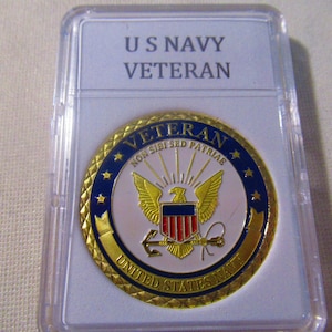 U S NAVY VETERAN Challenge Coin