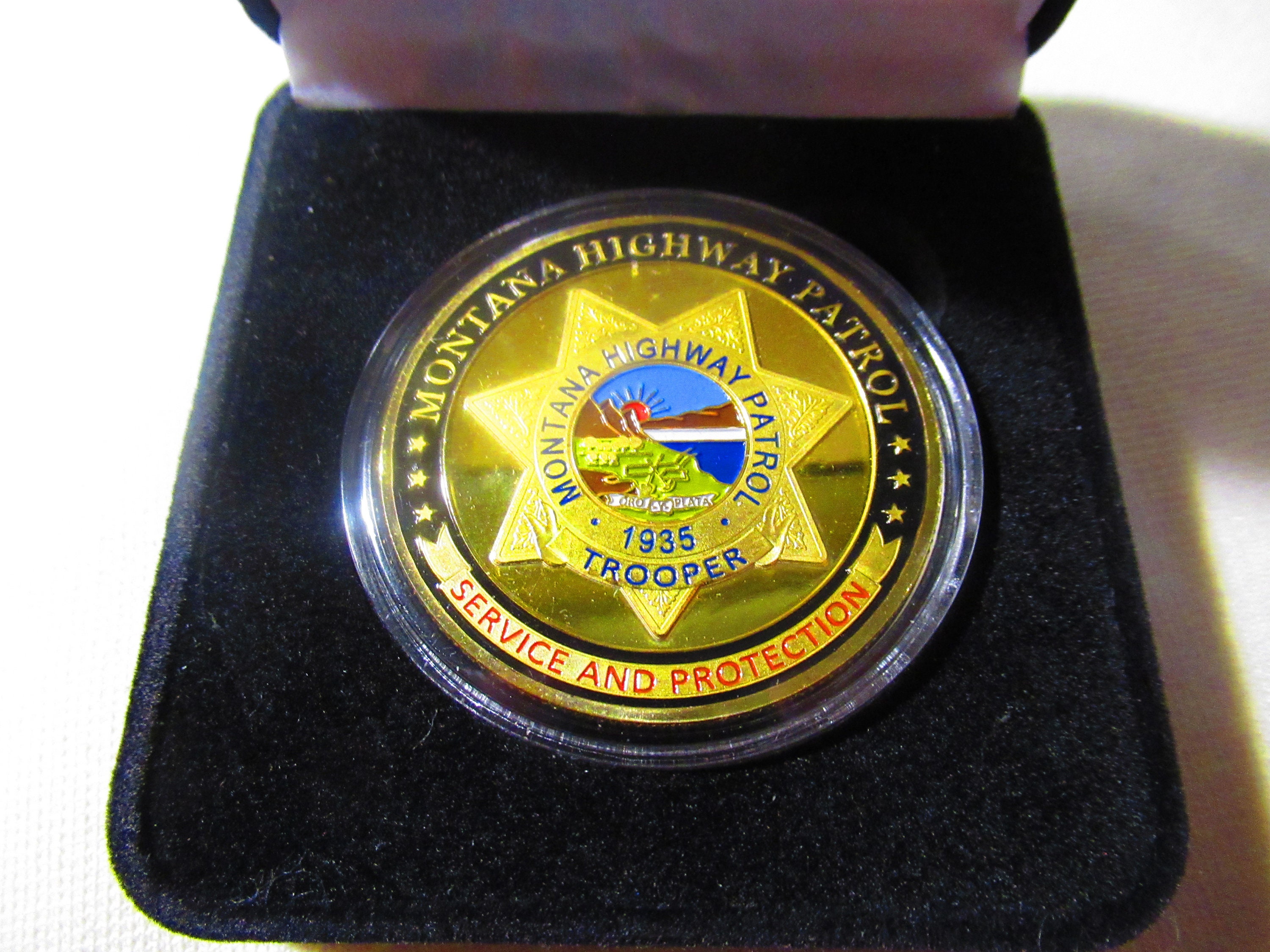 Hamilton Police Department (@hamiltonpolicemt) • Instagram photos and videos, image size:3000x2250