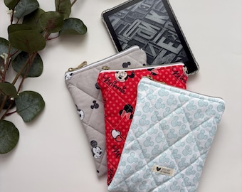 Quilted Kindle Sleeve: E-reader Zipper Pouch Case - Book Lover Gift