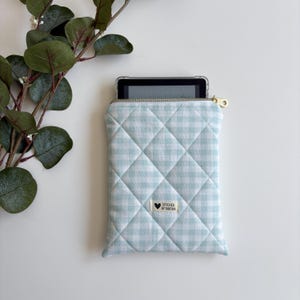CUSTOM ORDER - Quilted Kobo Libra Colour Sleeve Zipper E-reader Pouch Case Blue Gingham