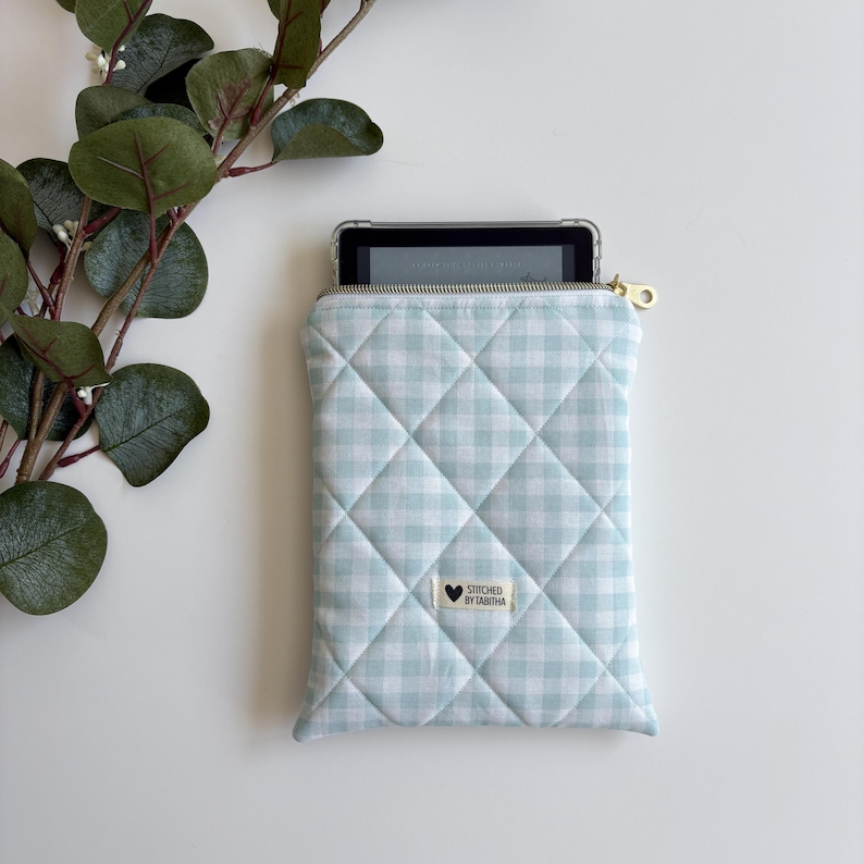 CUSTOM ORDER - Quilted Kobo Libra Colour Sleeve Zipper E-reader Pouch Case Blue Gingham