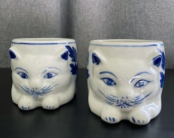 Vintage Seymour Mann China Blue Fine Porcelain Cat Tea Coffee Cups Set of 2