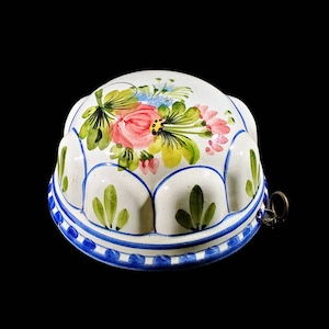 Ceramiche Hand Painted Gelatin Mold Italian Bassano wall Hanging Decor