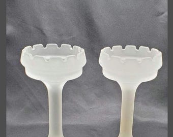 Candelabros de cristal esmerilado con forma de torre de castillo estilo vintage de Partylight