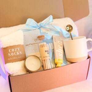 New parents care package | Welcome Baby Gift Basket | New Mom Gift Box Welcome Boy