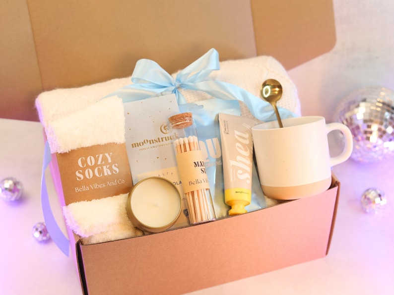 New parents care package | Welcome Baby Gift Basket | New Mom Gift Box Welcome Boy