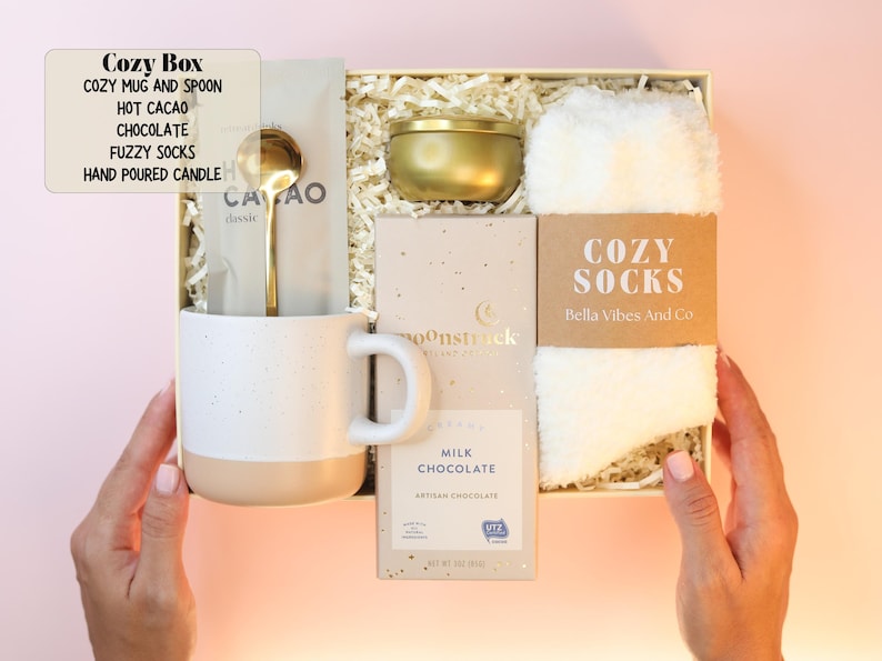 Cozy Style Gifts Box custom care package for woman Personalized Gift Basket Cozy Gift Box