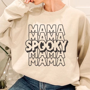 不気味なママ svg、不気味なママ svg、ママへのハロウィン シャツ ギフト、不気味な svg、面白いハロウィン ママ svg、ママの生活 svg、カット ファイル PNG 昇華